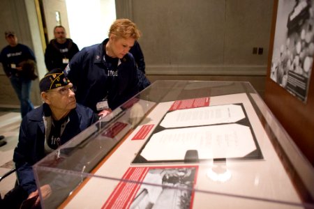 Honor Flight 20151019-01-100 (22150620838) photo