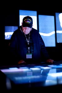 Honor Flight 20151019-01-112 (22151498089)