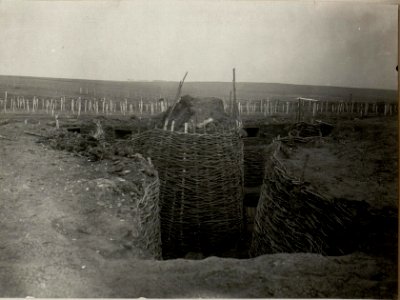 Honved Feldwache. Audgenommen am 3.IV.1916. Inf.Rgt.Honved Nro.11. (BildID 15536618)
