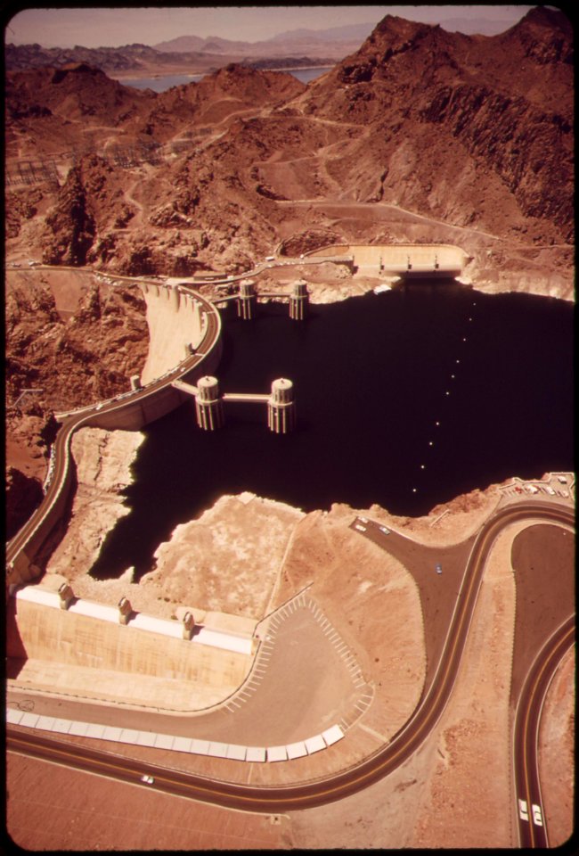 Hoover-dam-impounds-lake-mead-and-supplies-electricity-to-los-angeles-may-1972 7136471883 o