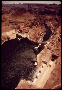 Hoover-dam-on-the-colorado-river-may-1972 6990464444 o