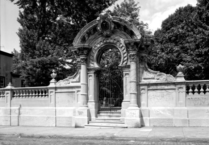 Hood Cemetery Gate HABS PA,51-PHILA,325-1 photo