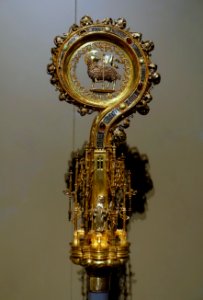 Hook of a bishop's crozier with the Lamb of God (Agnus Dei), Lower Rhine, c. 1480, gilt silver, stone edging, Niello inscription - Museum Schnütgen - Cologne, Germany - DSC09929 photo