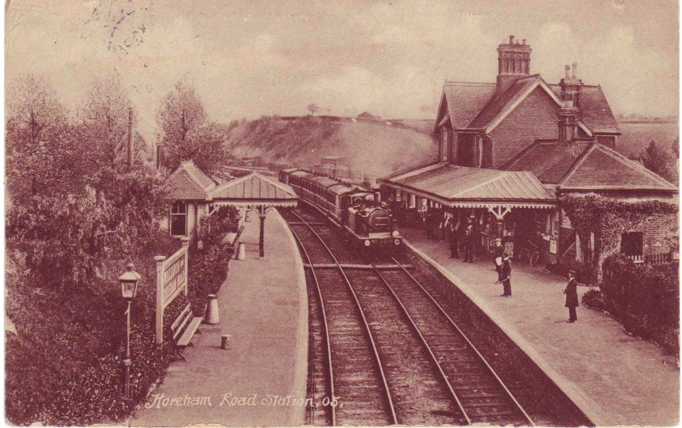 Horam railway station