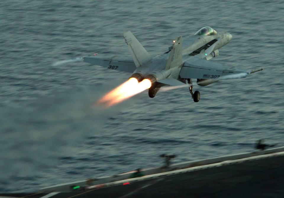 Hornet launches from USS Dwight D. Eisenhower. (8725564545)
