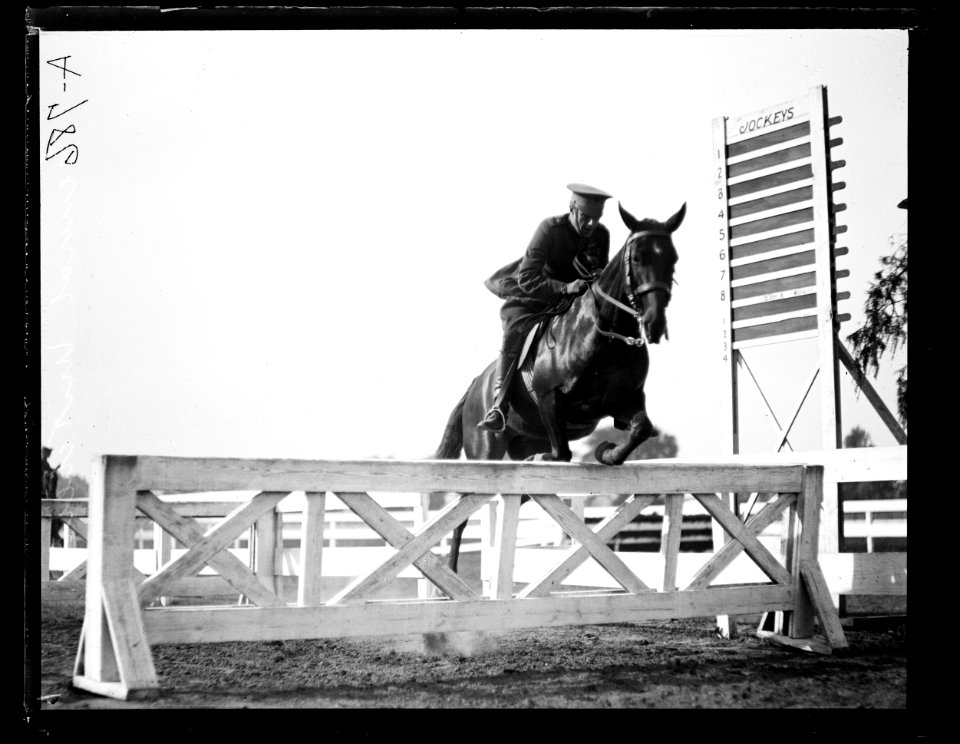 Horse event LCCN2016863142