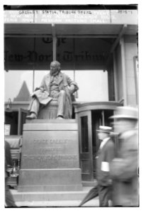 Horace) Greeley statue, Tribune Office LCCN2014699235