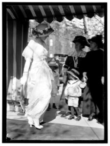 HORSE SHOWS MISS ELEANOR WILSON LCCN2016865411