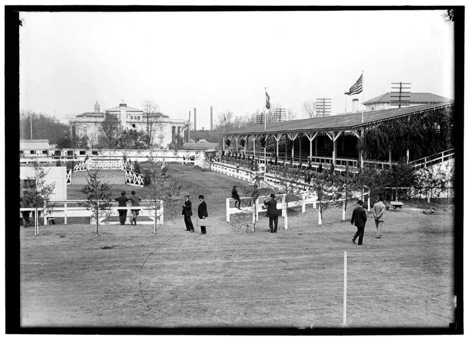 HORSE SHOWS, GENERAL VIEW LCCN2016865444
