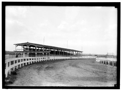 HORSE SHOWS. HORSE SHOW GROUNDS LCCN2016869873