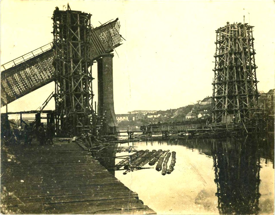 Horadnia, Nioman, Čyhunačny most. Горадня, Нёман, Чыгуначны мост (1915) (4)