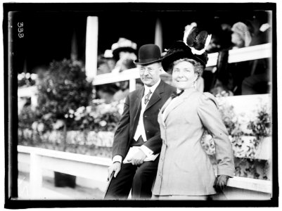HORSE SHOWS. REP. AND MRS. HORACE M. TOWNER LCCN2016863322