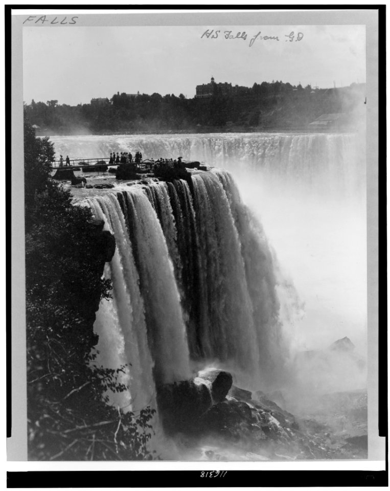 Horseshoe Falls from Goat Island, Niagara Falls, New York LCCN96509262