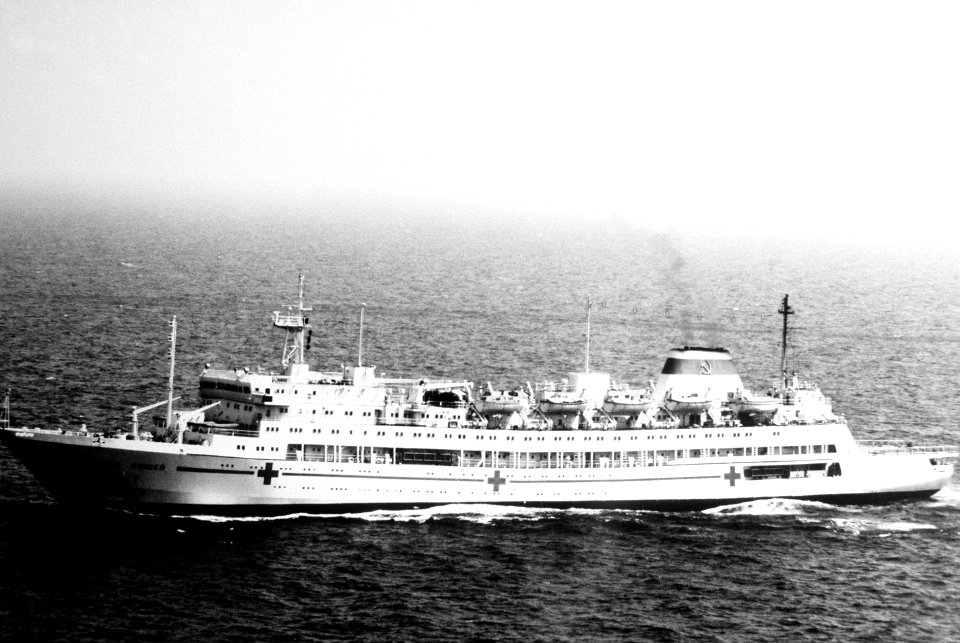Hospital ship Yenisey in 1986