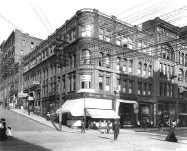 Hotel Brunswick, southeast corner of Columbia St and 1st Ave, Seattle, 1903 (CURTIS 2059) photo