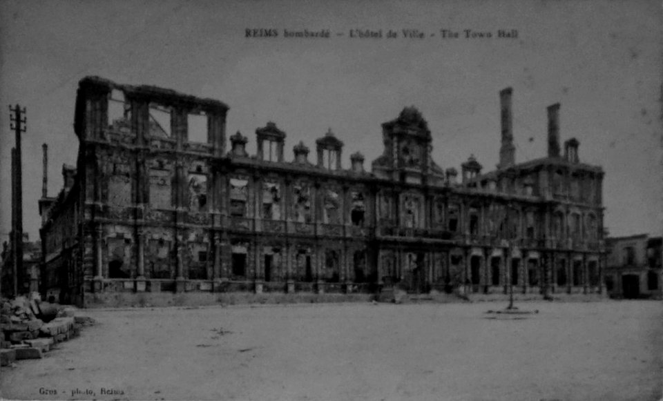 Hotel de ville 102041