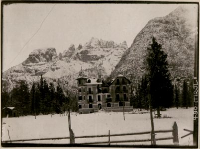 Hotel Siegmundsbrunn mit Rauchkofel und Mte Cristallino (BildID 15730570)