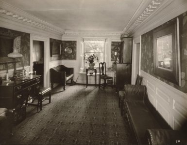 Houghton MS Am 1743.26 (16) - Sarah Orne Jewett House, upstairs hall 2