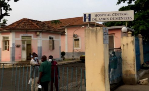 Hospital Central Dr. Ayres de Menezes, São Tomé e Príncipe