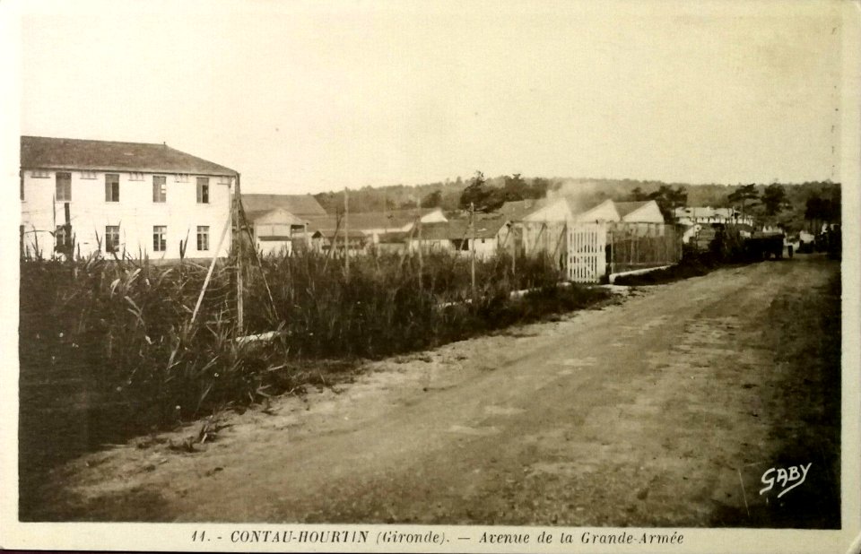 Hourtin - avenue de la Grande Armée
