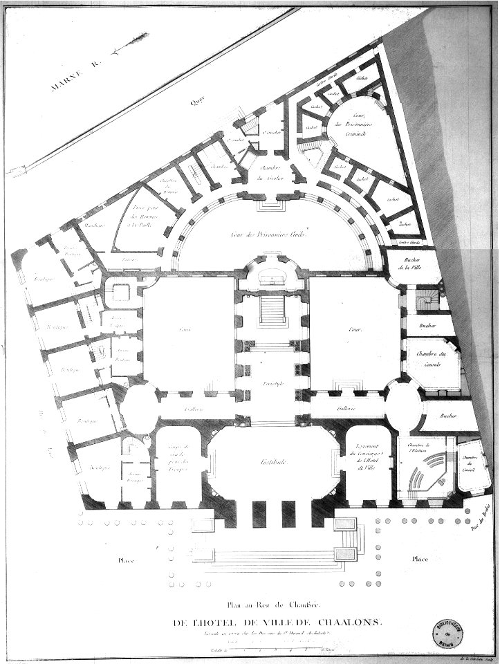 Hotel de ville rdc la gardertte et h Duran2