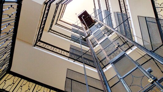Lift condominium scale photo