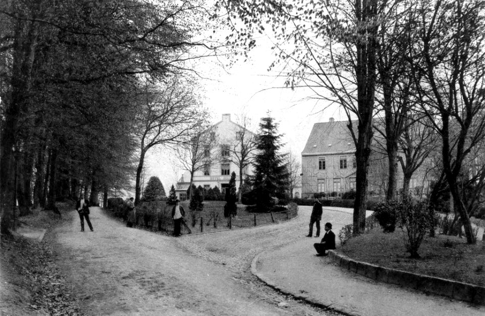 Hotel Bellevue im Düsternbrooker Weg 178 (Kiel 73.546)
