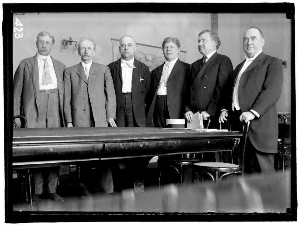 HOUSE OF REPRESENTATIVES COMMITTEES. SPECIAL COMMITTEE ON THE INVESTIGATION OF THE U.S. STEEL CORP., JANUARY 12, 1912. POPULARLY CALLED 'STEEL TRUST INVESTIGATING COMMITTEE' OR 'STANLEY LCCN2016863372