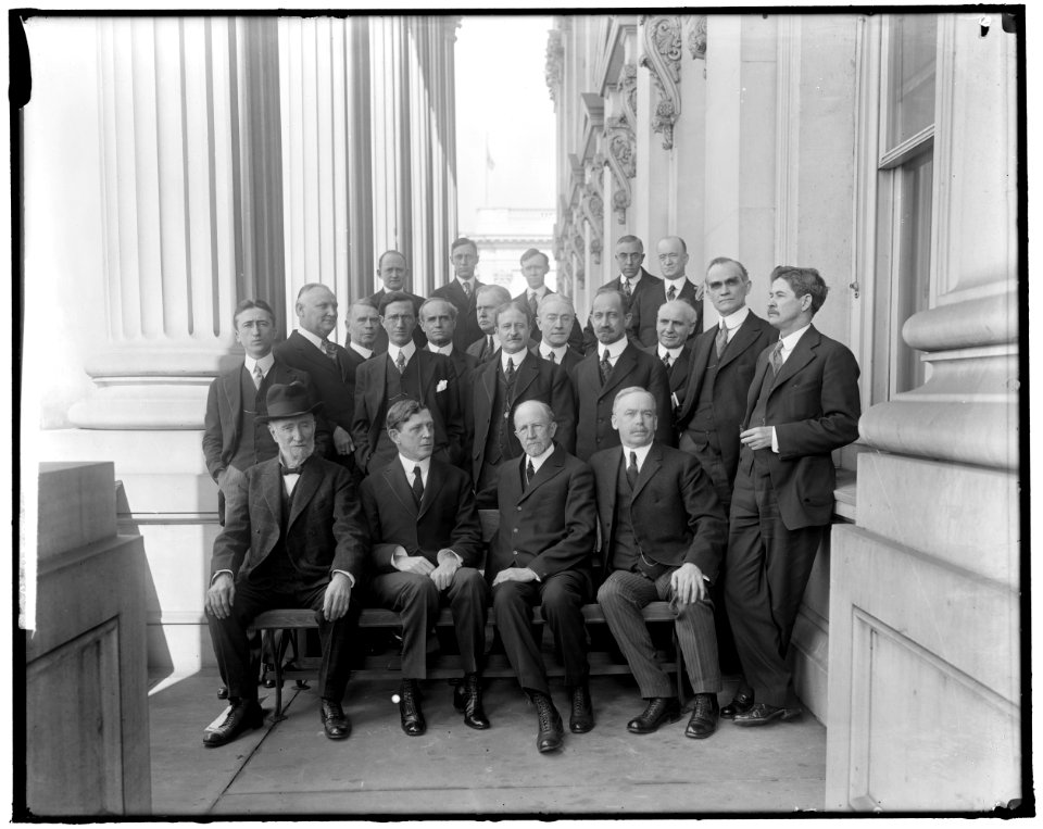 HOUSE OF REPRESENTATIVES. APPROPRIATIONS COMMITTEE LCCN2016861745