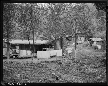 House which is privately owned and which was built on company land leased for 99 years. U.S. Coal and Coke Company... - NARA - 540859
