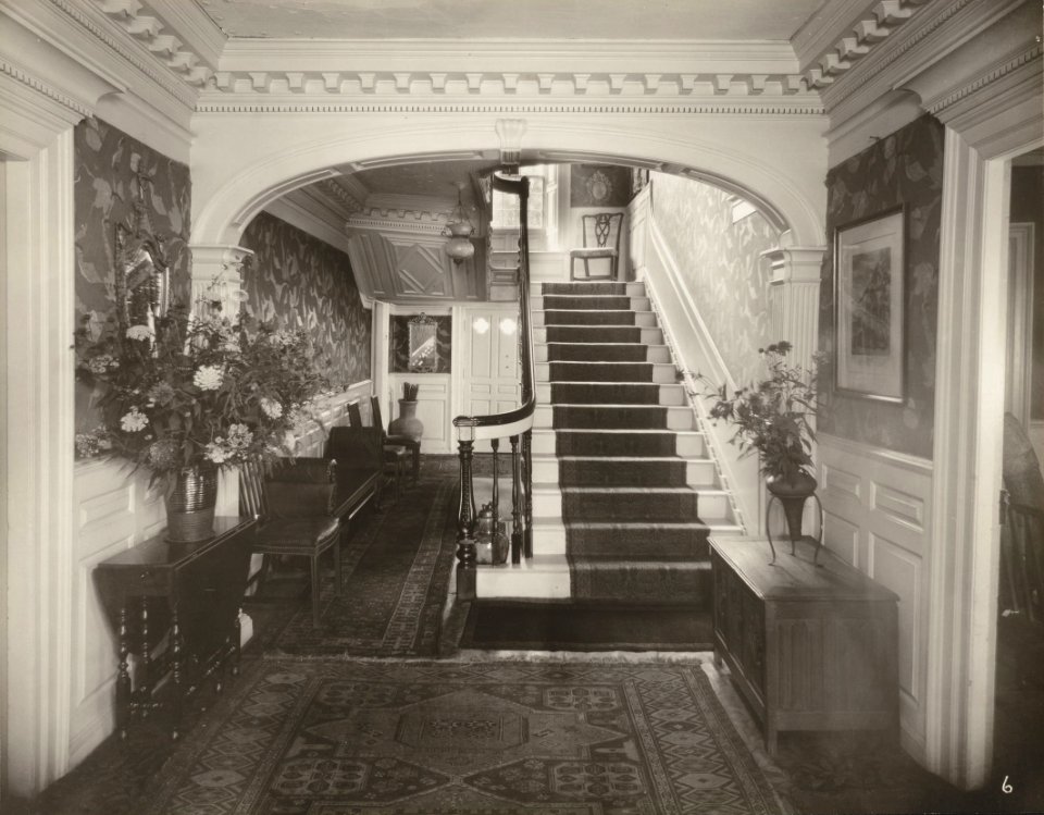 Houghton MS Am 1743.26 (16) - Sarah Orne Jewett House, lower hall