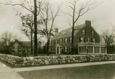 House, Evanston, Illinois, early 20th century (NBY 669) photo