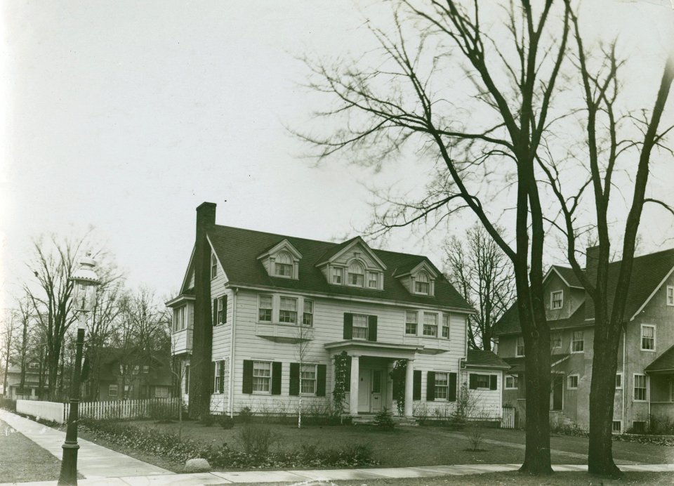 House, Illinois, early 20th century (NBY 960)