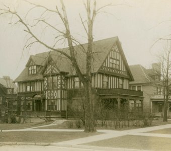 House, Evanston, Illinois, early 20th century (NBY 632) photo