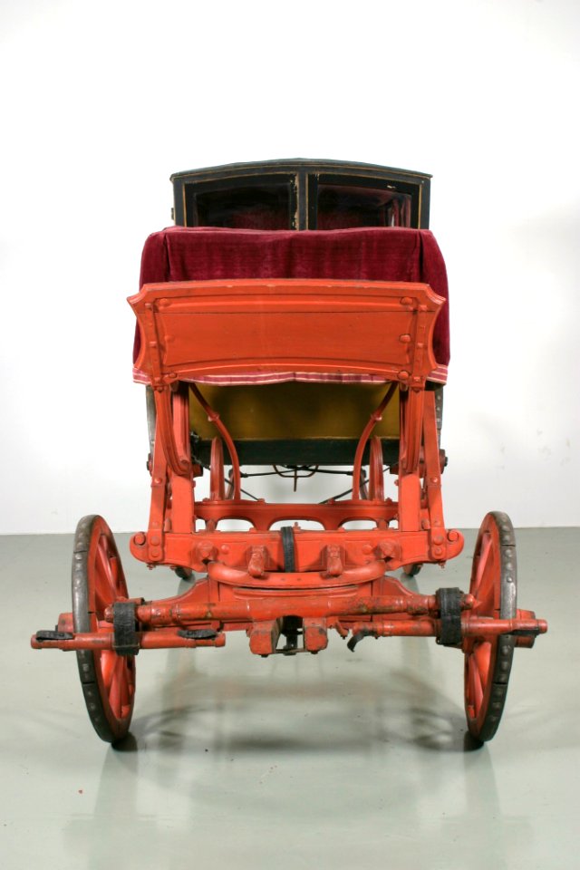 Hovvagn berlinare D, framifrån - Livrustkammaren - 48141