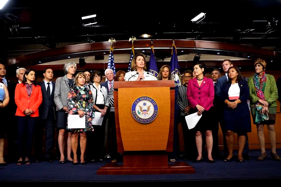 House Democrats standing in support of the DREAM ACT 22007615 10156010925899384 5420825517597206156