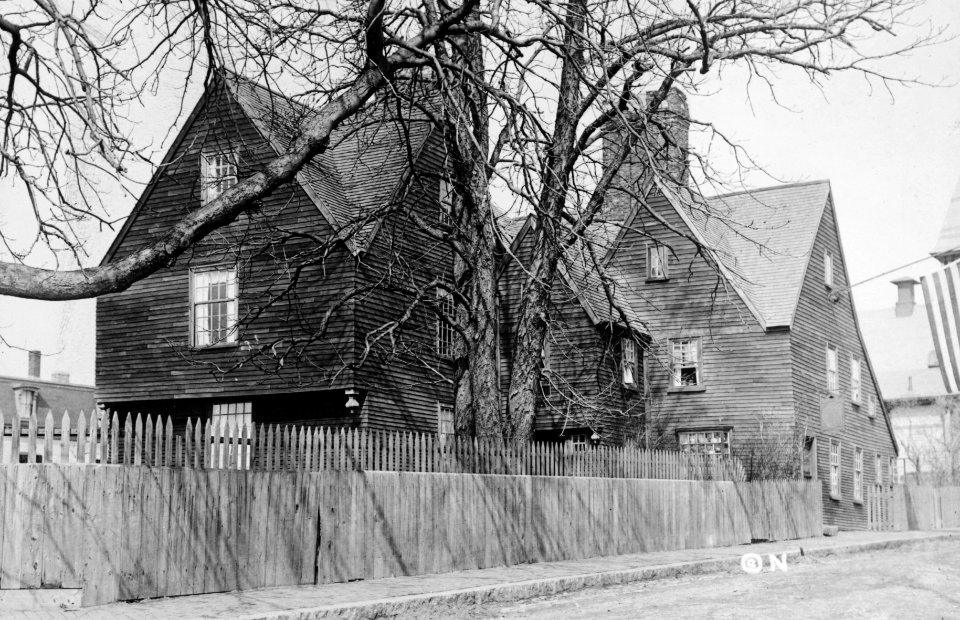 House of Seven Gables LCCN96501978 (cropped)