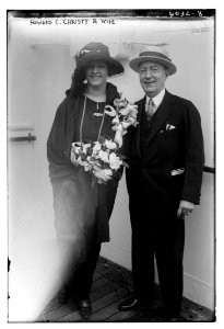 Howard C. Christy and wife LCCN2014716284
