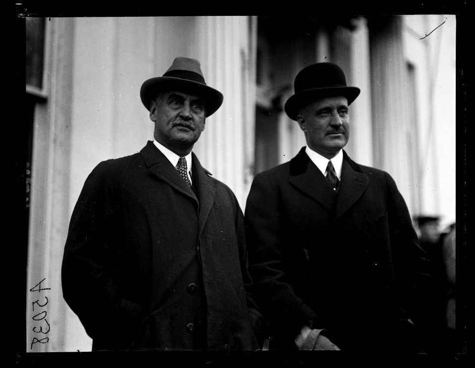 Howard Heinz (right) of the 57 Varieties, introduced to Pres. by Senator Pepper (left) of Pa. LCCN2016891839