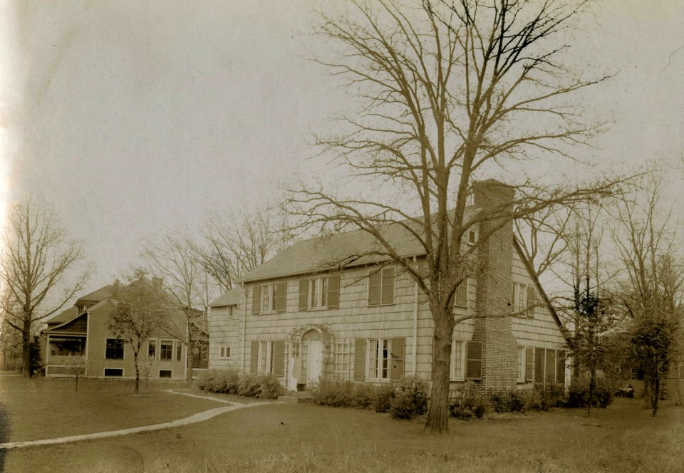 House, Winnetka, Illinois, early 20th century (NBY 899)