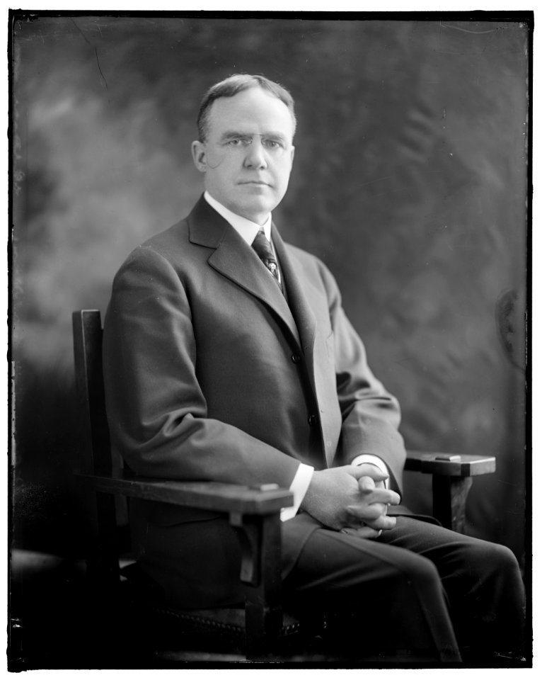 HOWELL, R.B. HONORABLE LCCN2016862829