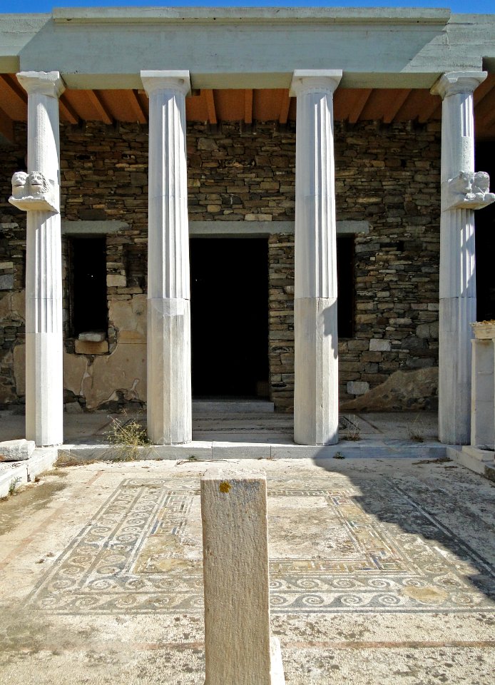 House of the Trident 02