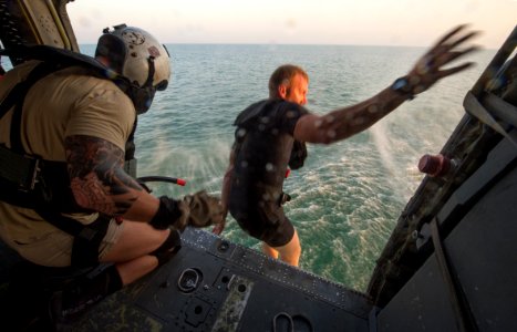 HSC-26 SAR Training 150815-N-TB410-095