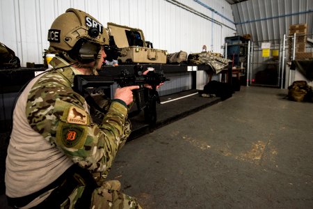 HSI SRT gearing up (26119159308)