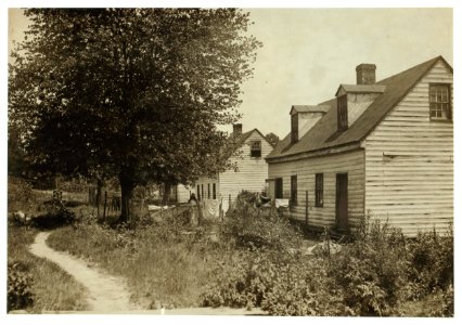 Housing conditions are not very good in Matoaca, Va. Ebb-tide in industry. LOC cph.3b36986