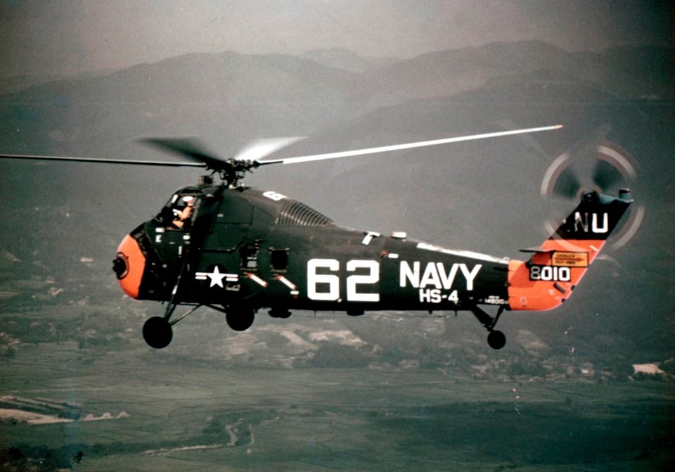 HSS-1N Seabat of HS-4 in flight c1961