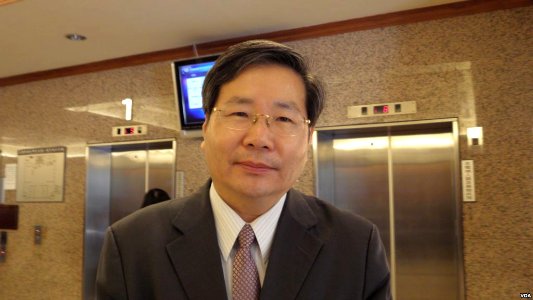 Hsu Chun-hsin from VOA (3)