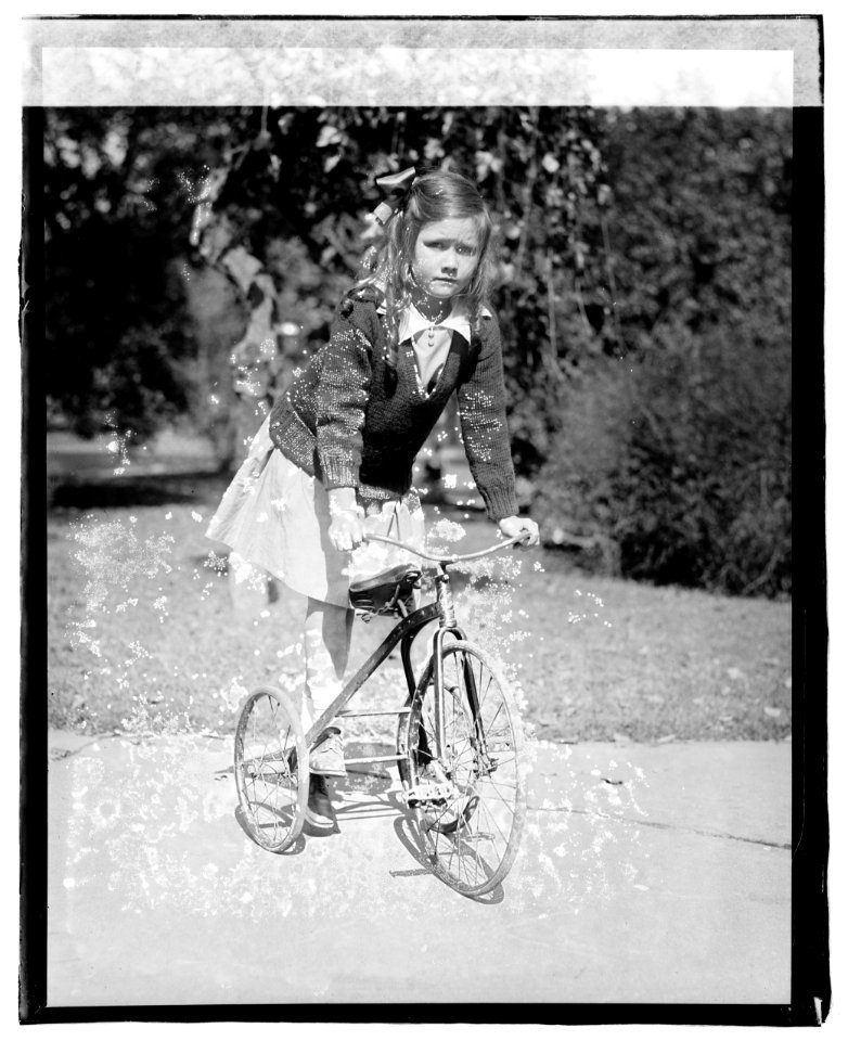 Houston children LCCN2016819698