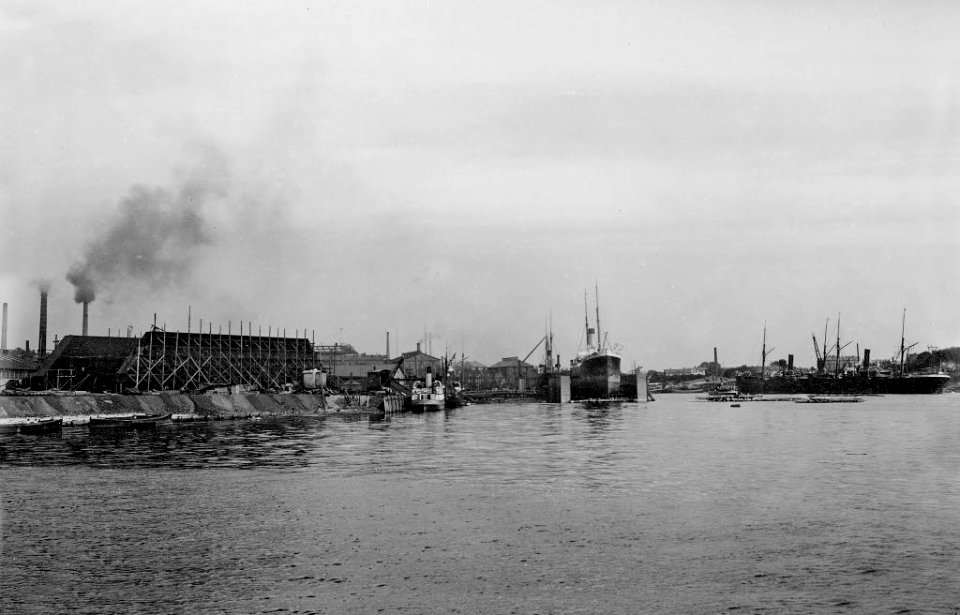 Howaldtswerke (Kiel 44.808)