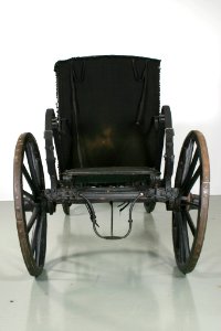 Hovsorgvagn berlinare, bakifrån - Livrustkammaren - 39582